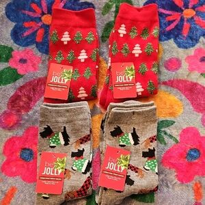 4 Pairs Of Holiday Women's Socks